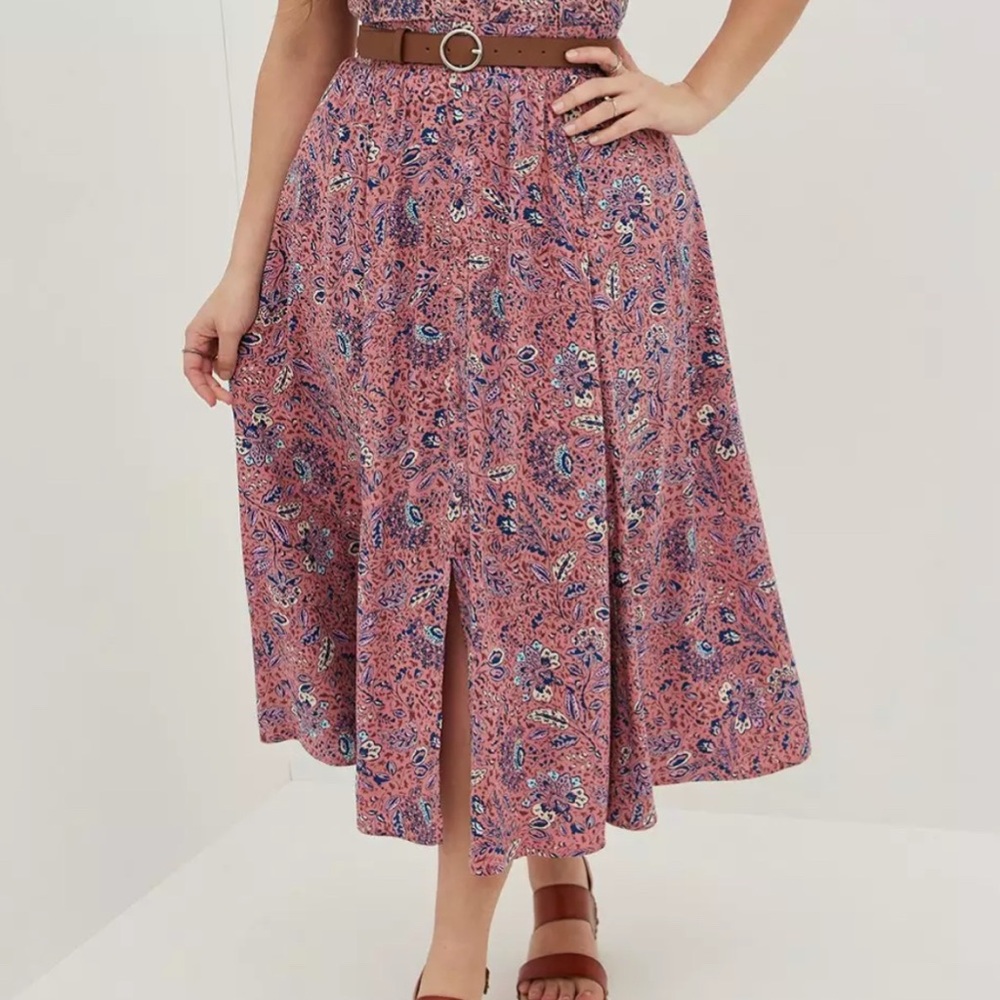 👀ISO👀 Torrid Maxi Challis Floral Pink Button-Front Skirt Sz: 00 or 0/ M or L.